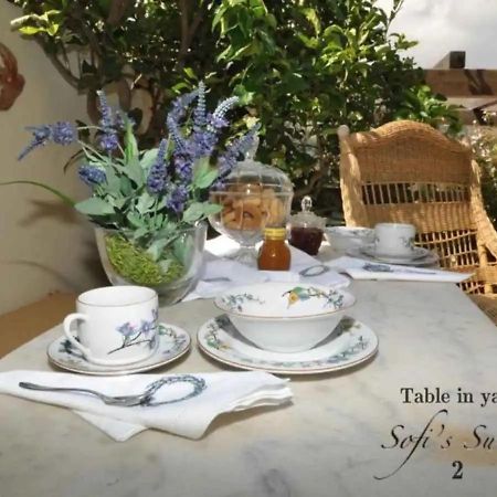 Sofi'S Suites Andros Екстер'єр фото