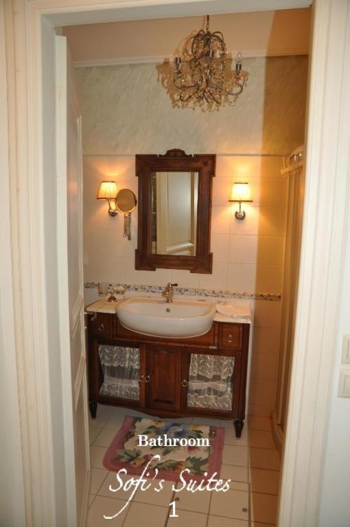 Sofi'S Suites Andros Екстер'єр фото