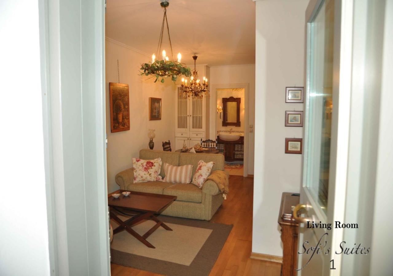 Sofi'S Suites Andros Екстер'єр фото